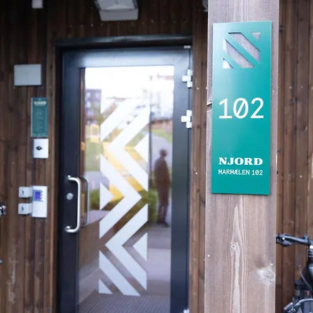 Moderne Sentralt Pa Tromsoya