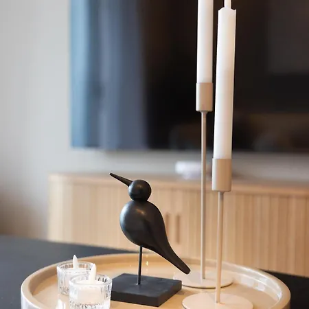 Moderne Sentralt Pa Tromsoya * Tromso