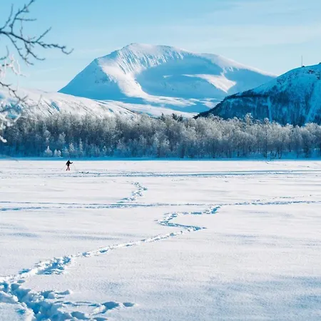 Moderne Sentralt Pa Tromsoya * Tromsø